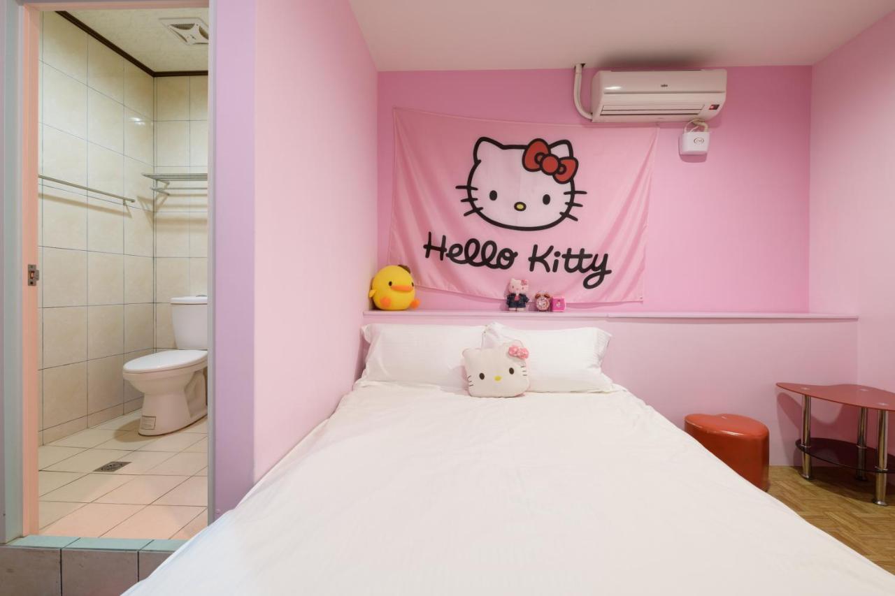 羅東夜市 小宅一生民宿 Night Market Small House Lifetime Hotel Luodong Exteriör bild